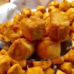 ลุงยาม ลูกชิ้นทอด เกี๊ยวทอด