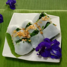 ก๋วยเตี๋ยวหลอดไส้ทะลัก ตลาดโคยกี๊ ลาน1