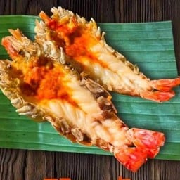 กุ้งแม่น้ำ ครึ่งกิโล (2 ตัว)
