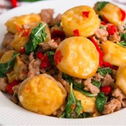 ผัดเต้าหู้กระเพรากรอบ