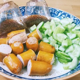 ลูกชิ้นไก่กรอบทอด