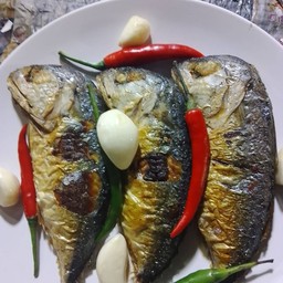 ชุดปลาทูทอด  3