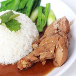 ข้าวหน้าไก่ตุ๋น