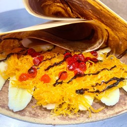 นูเทลล่า+กล้วย+ฝอยทอง+เยลลี่แดง