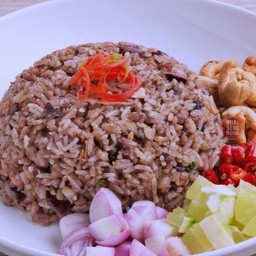 ข้าวผัดไก่หนำเลี้ยบ