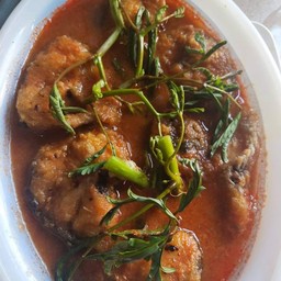 อิออม ยำแซ่บ (ตลาดศูนย์)