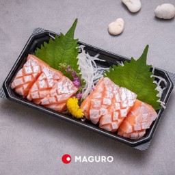 Mini Salmon Toro Sashimi Edo  x6 Pcs. - แซลมอน ซาชิมิ (120 g)