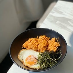 (ใหม่) ข้าวไก่กรอบซอสมาโย+ไข่ดาว