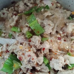 ลาบวุ้นเส้น