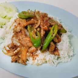ข้าวผัดพริก