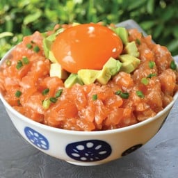 Salmon Tartare Tamago Meshi