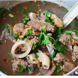 ต้มแซ่บเนื้อ