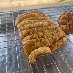 หมูกรอบ ครึ่งกิโล 500กรัม