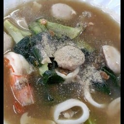 ก๋วยจั๊บญวณเจ้หมูปากซอยอิน49