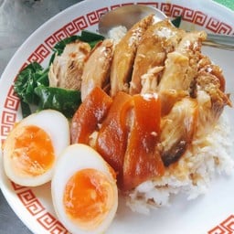 ข้าวขาหมู@วงเวียนช้าง ออ อุ้ม 🐖🐖🐖