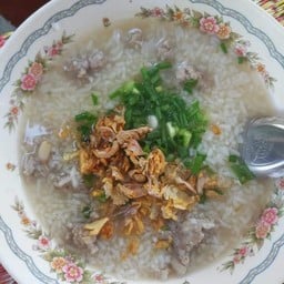 ข้าวต้มหมู(มีถ้วยให้นะค่ะ)