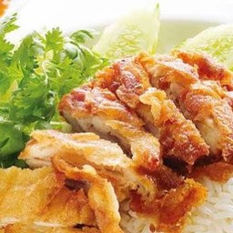 ข้าวมันไก่ทอด