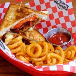 Hot Chicken BBQ Grilled Cheese