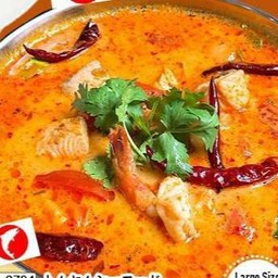 2704.TOM YAM SEAFOODอาหารไทยปรุงด้วยวัตถุดิบญี่ปุ่นต้มยำทะเล