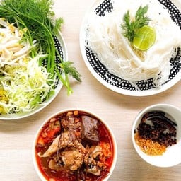 อิ่มเอม บายสิริ ซอยราชครู