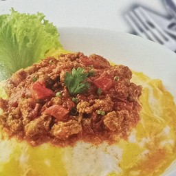 ข้าวไข่ข้นน้ำพริกอ่อง