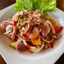 ยำแหนม