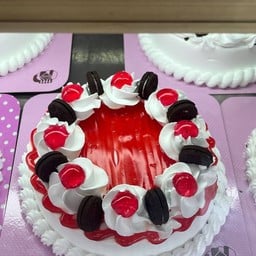 เค้กนมสดแต่งแยมสตอเบอรี่