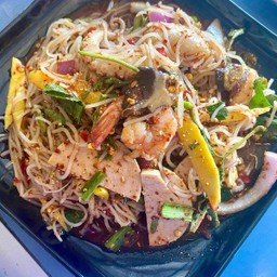 ยำขนมจีนป่าทะเล