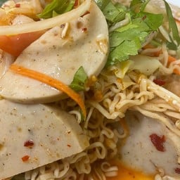 ยำมาม่ารวมมิตร