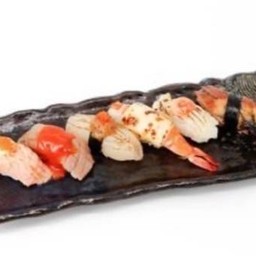 ABURI SUSHI-SET เซ็ตรวมซูชิลนไฟ