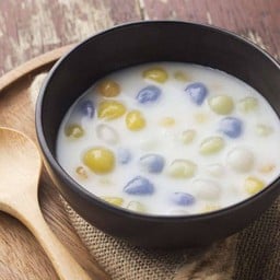 บัวลอยไข่หวาน บ้านบัวลอย (ขวัญใจสายหวาน)