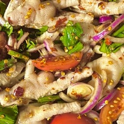 ยำ ร้อย ละ ยี่ & ข้าวกะเพราเผ็ด