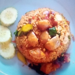 จัยทร์ทอแสง