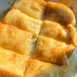 กินปังกับมีนนี่