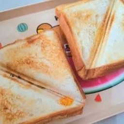 ขนมปังหนีบ บลูเบอร์รี่