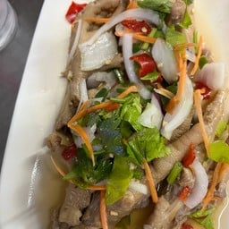 ยำซุปเปอร์ขาไก่