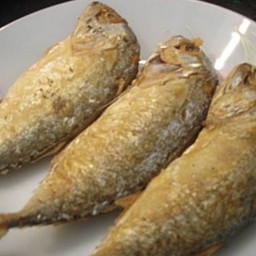 ปลาทูทอด 1 ตัว