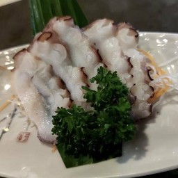 ซาซิมิปลาหมึกทาโกะ