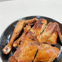 ไก่ย่างครึ่งตัว