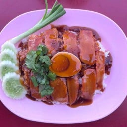 ชายสี่บะหมี่เกี๊ยว บขส บขส.
