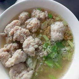 ก๋วยเตี๋ยวหมูเด้งน้ำตก