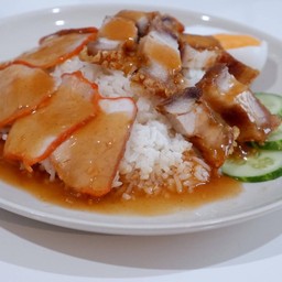 ข้าวหมูแดงหมูกรอบ