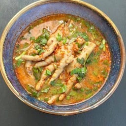 ตีนไก่เเซ่บซื้ด