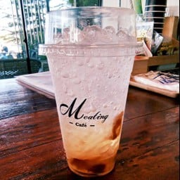 บ๊วยน้ำผึ้งโซดา