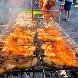 ไก่ย่างวิเชียรบุรีครึ่งตัว