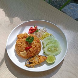 ข้าวผัดต้มยำ