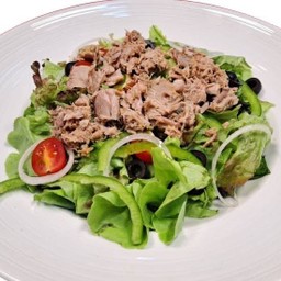 สลัดทูน่า