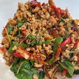 กะเพราแท้หมู