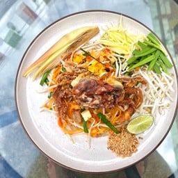 ผัดไทย ปูนิ่ม