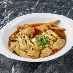 ก๋วยเตี๋ยวไก่ พิเศษ